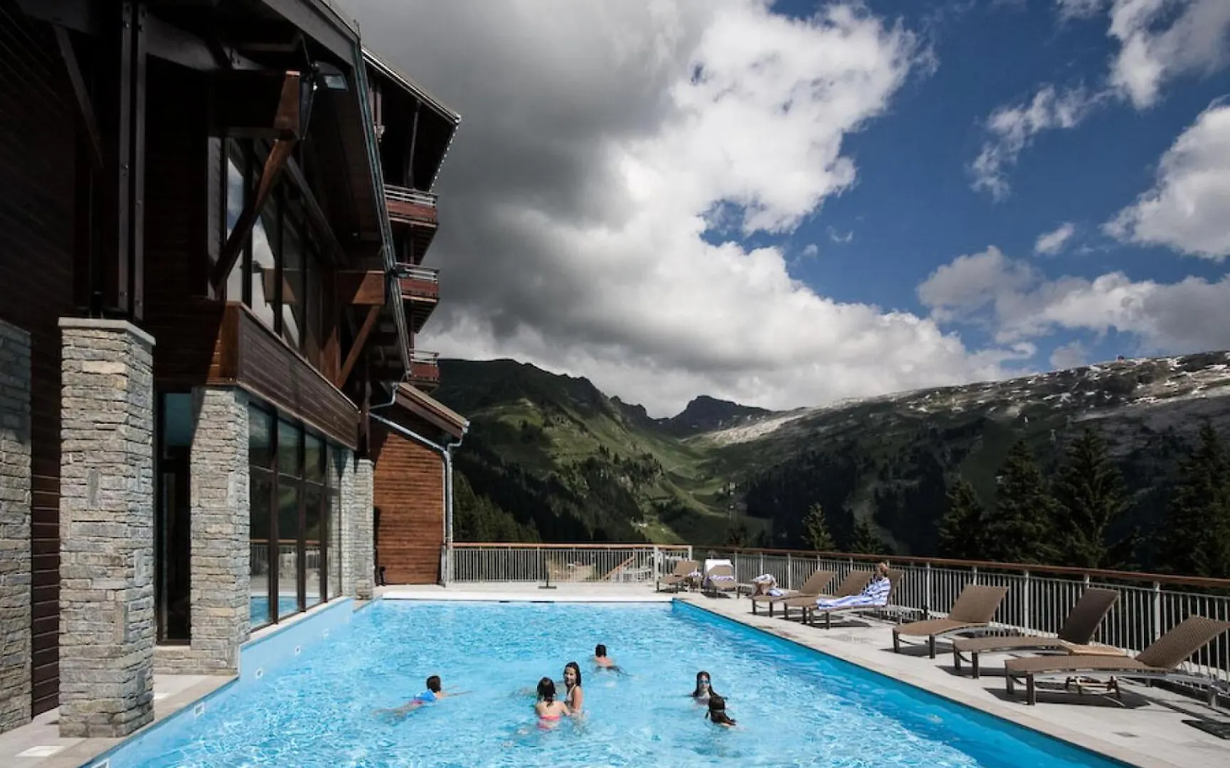 Residence Les Terrasses D'Eos - Appartement Confortable - Acces Direct Aux Pistes - Piscine - Spa - Wifi Gratuit Et Illimite Mae-6164 Magland France